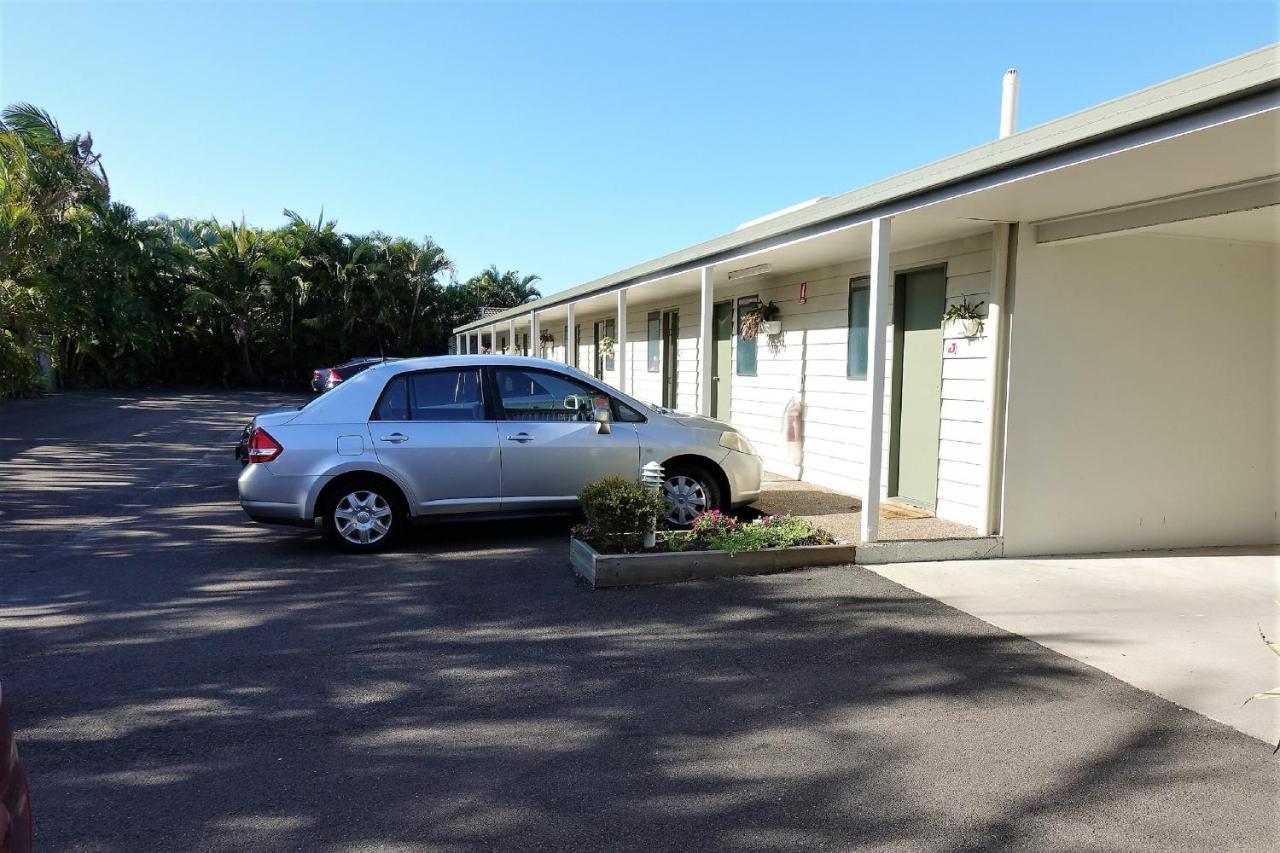 Pacific Palms Motor Inn Marcoola Exterior photo